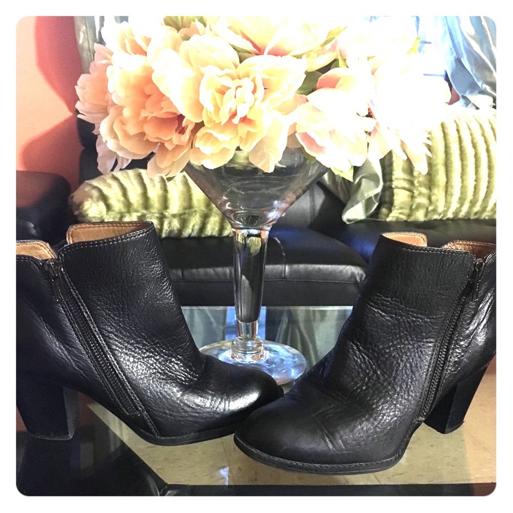 Sofft brand booties